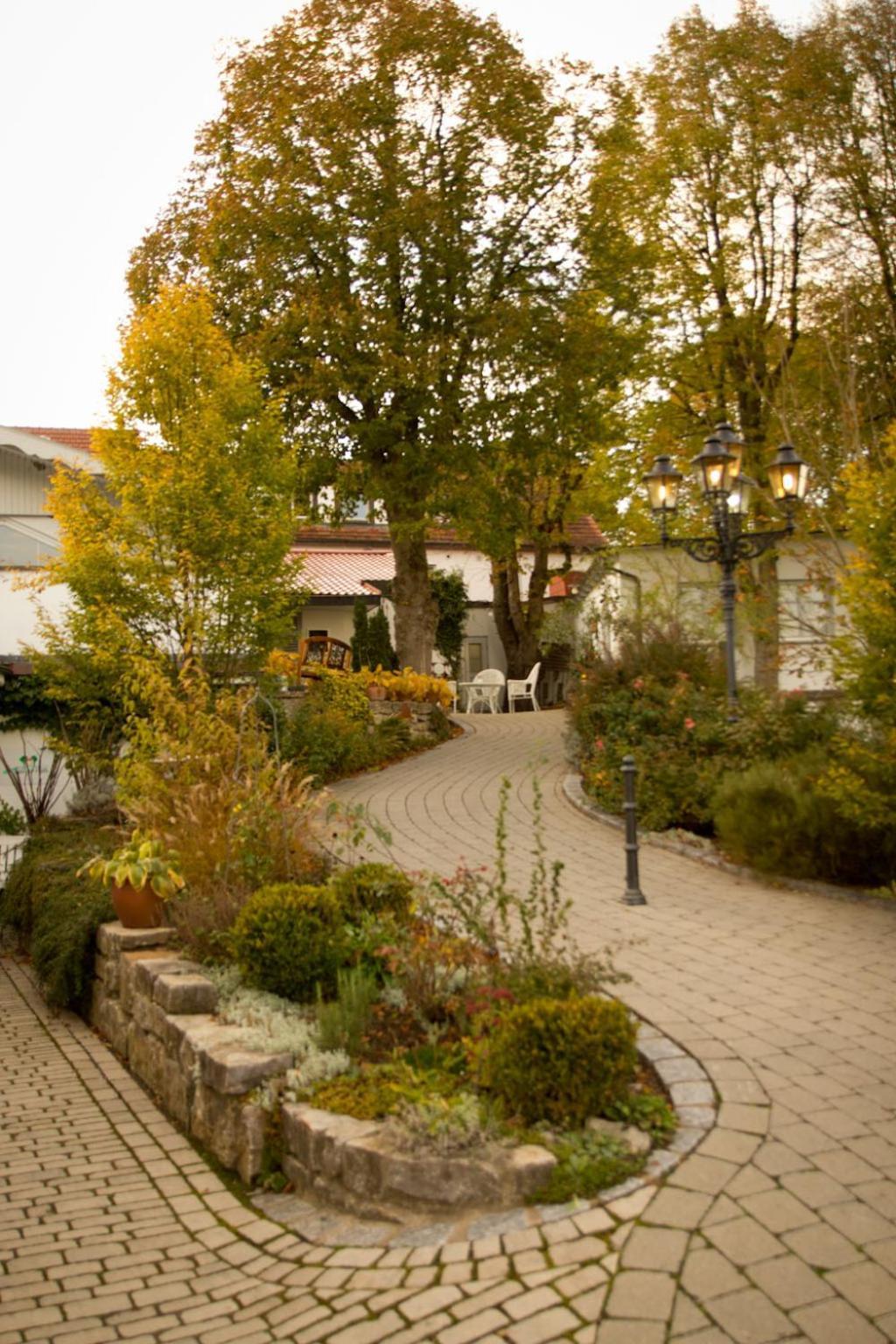 Altes Kurhaus Landhotel Trabelsdorf المظهر الخارجي الصورة