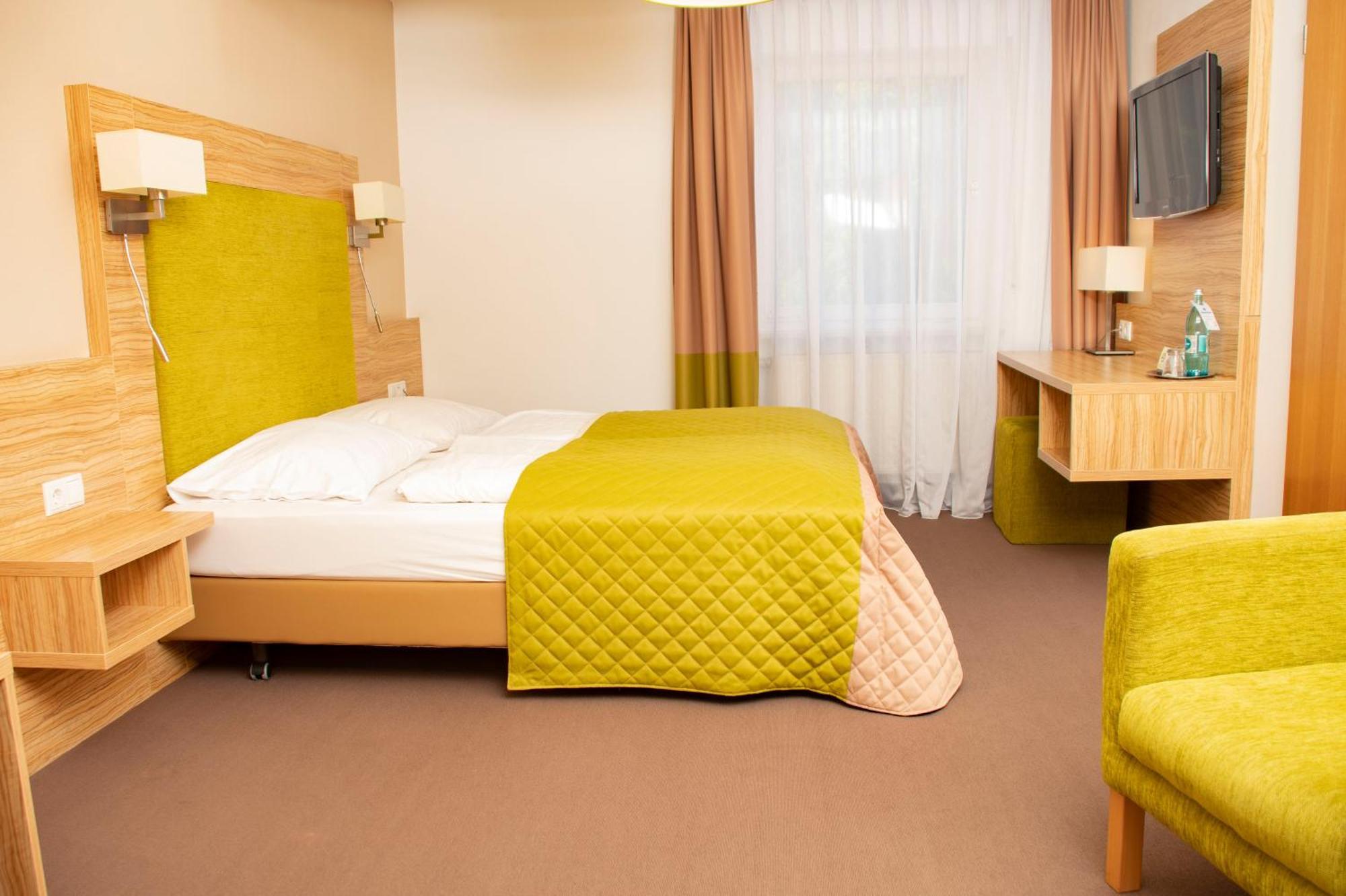 Altes Kurhaus Landhotel Trabelsdorf المظهر الخارجي الصورة